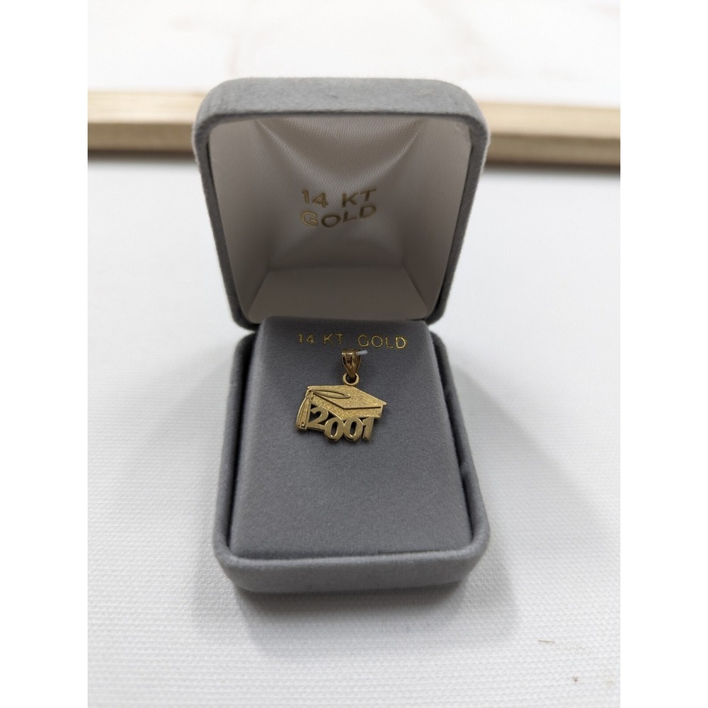 Vintage Michael Anthony‎ 14K Yellow Gold 2001 Graduation Cap Pendant NEW